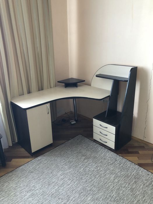 Кутовий компютерний стіл робочий стіл стол