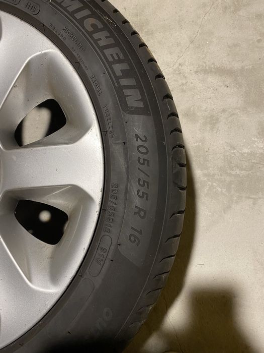 Диски BMW М серии r16 вместе с резиной