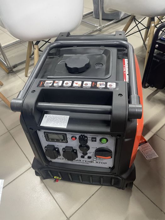 Новий генератор інверторний бензиновий 4.5 квт Forte FG 5500ie