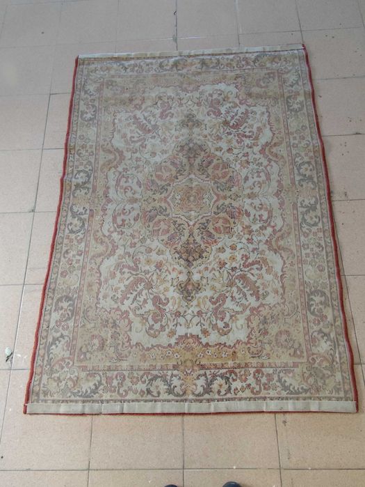 Tapete persa em bom estado 175 x 125 cm