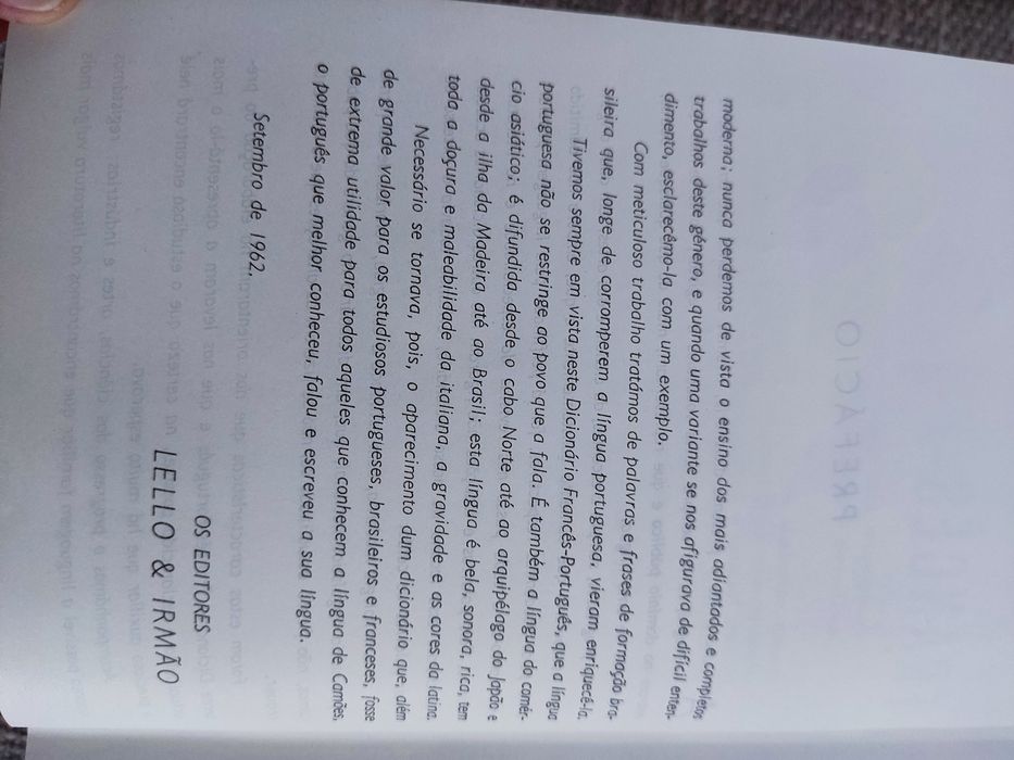 Novo Dicionário Francês-Português, Lello