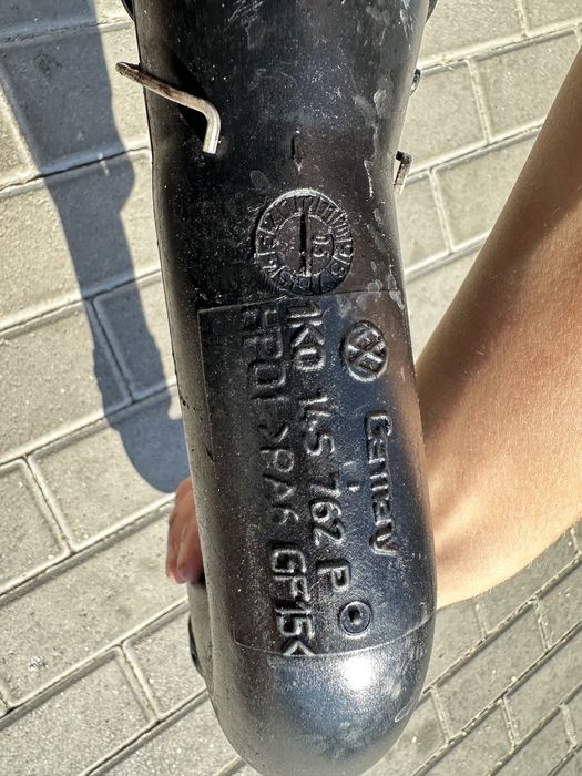 Патрубок інтеркулера, патрубок турбіни Гольф Октавія Пассат Б6 Тоуран