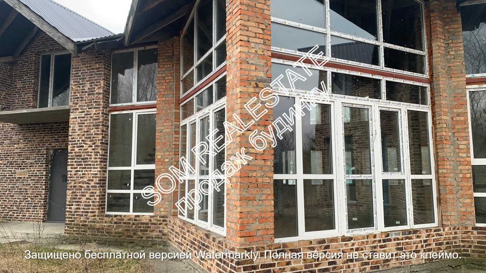 с. Романків, урочище "Голубе озеро", житловий будинок, 600 м2.