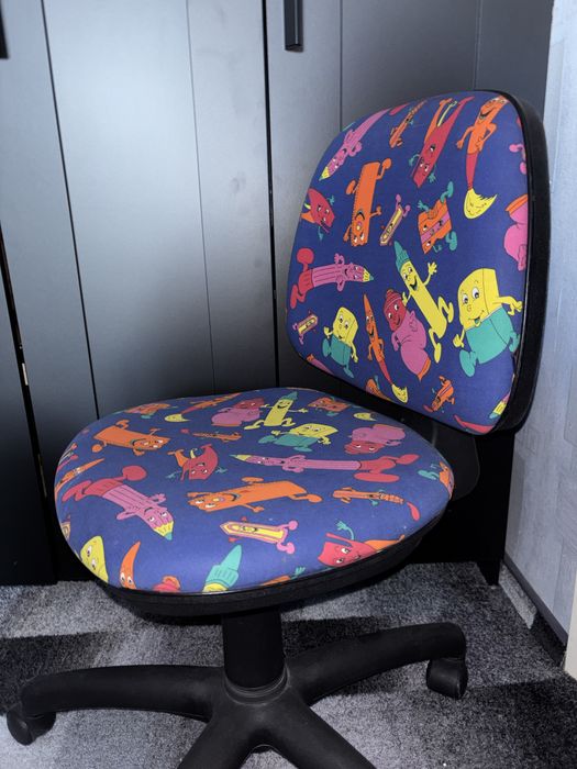 Стілець дитячий SWIFT GTS