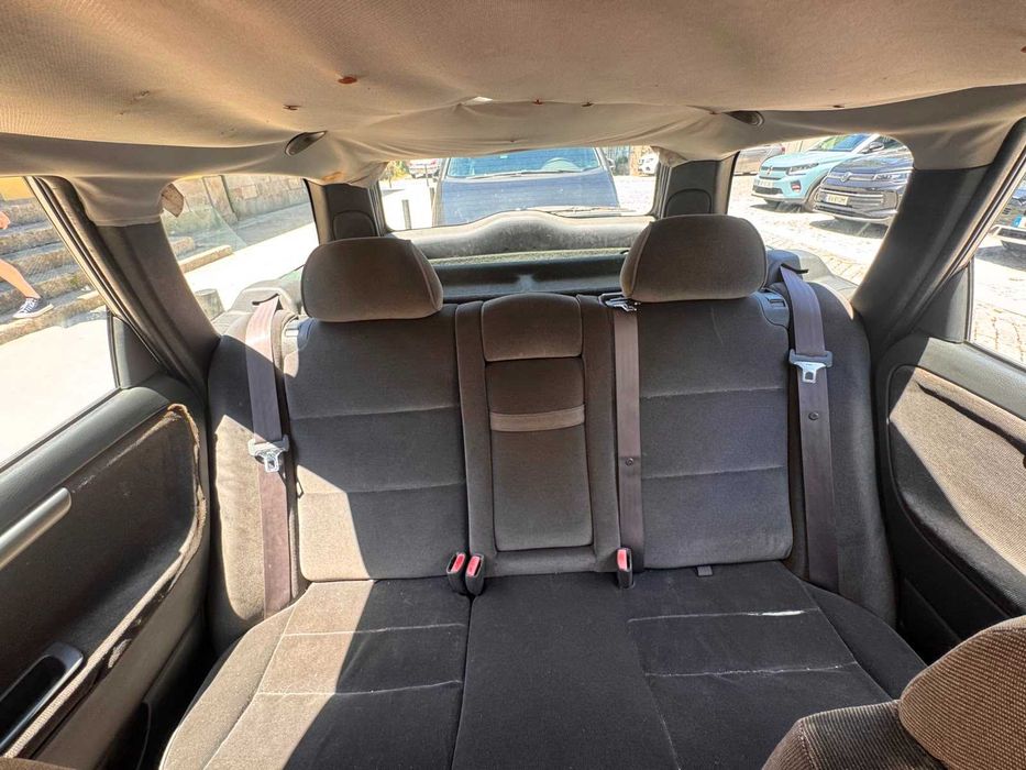 Volvo V40 Carrinha – 240.000 km – Oportunidade (Com ou Sem Jantes Especiais)