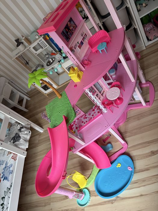 Domek Barbi Dreamhouse