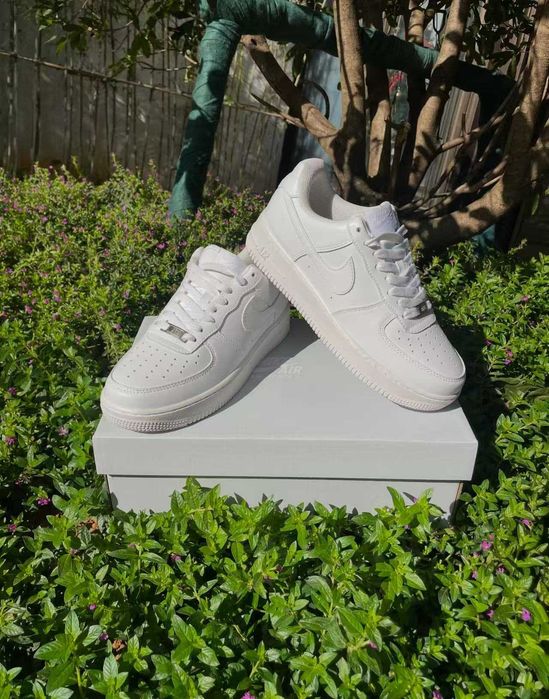Buty Nike Air Force 1 Białe R.37,5