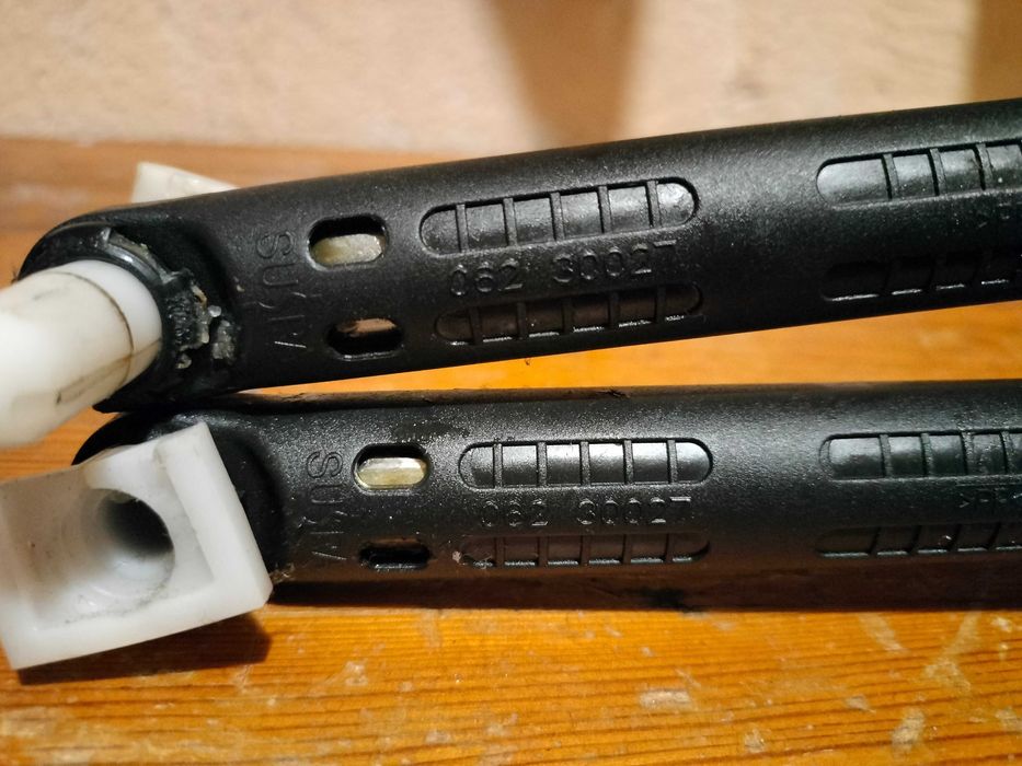 Amortyzatory bębna Suspa 0.6.2.3.0.0.2.7 Whirlpool AWE 6519/P pralki