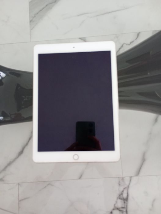 iPad air 2 biało zloty
