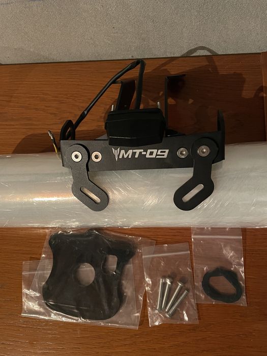 Suporte matrícula yamaha MT09 2021 até 2025