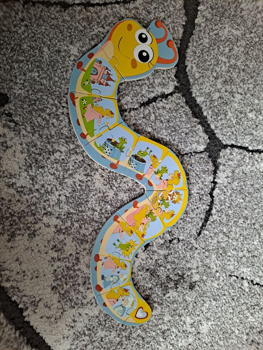 Drewniane puzzle Czerwony Kapturek i Król żab