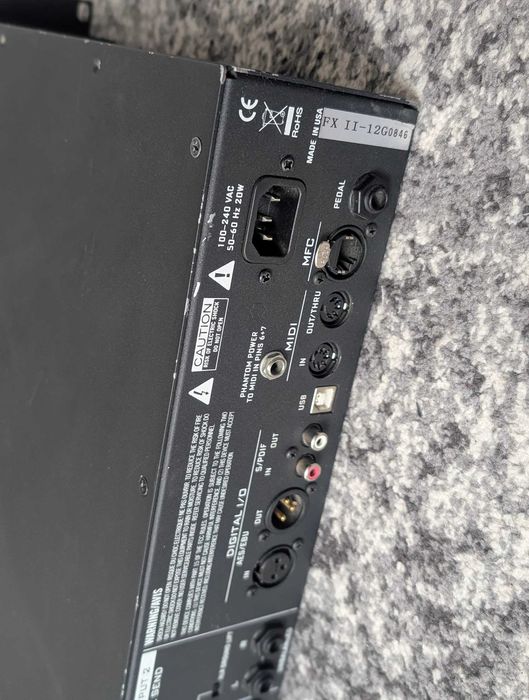 Процессор эффектов Fractal Audio Axe-FX II Mark II