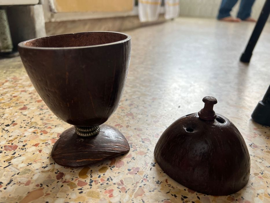 Taca decoracao feita de coco a mao arte