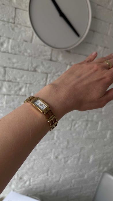 Годинник жіночий браслет Швейцарія CHRISTINA 107GW-W з діамантами