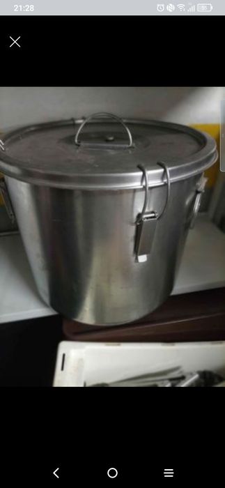 Panela de transporte de líquidos