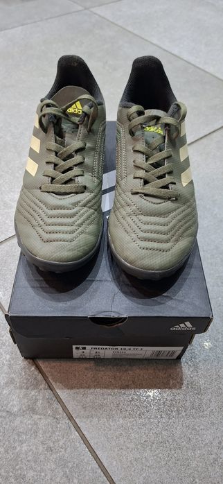 Turfy Adidas Predator rozmiar 35