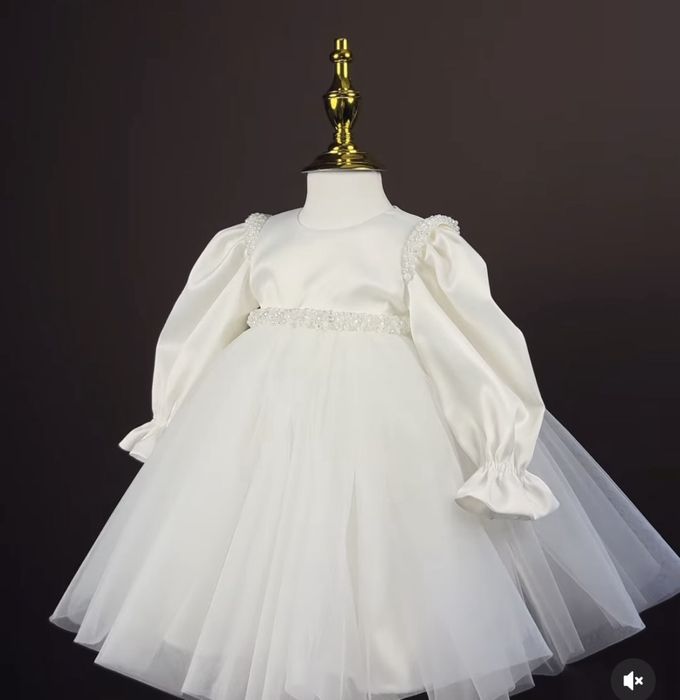 Sukienka na chrzciny