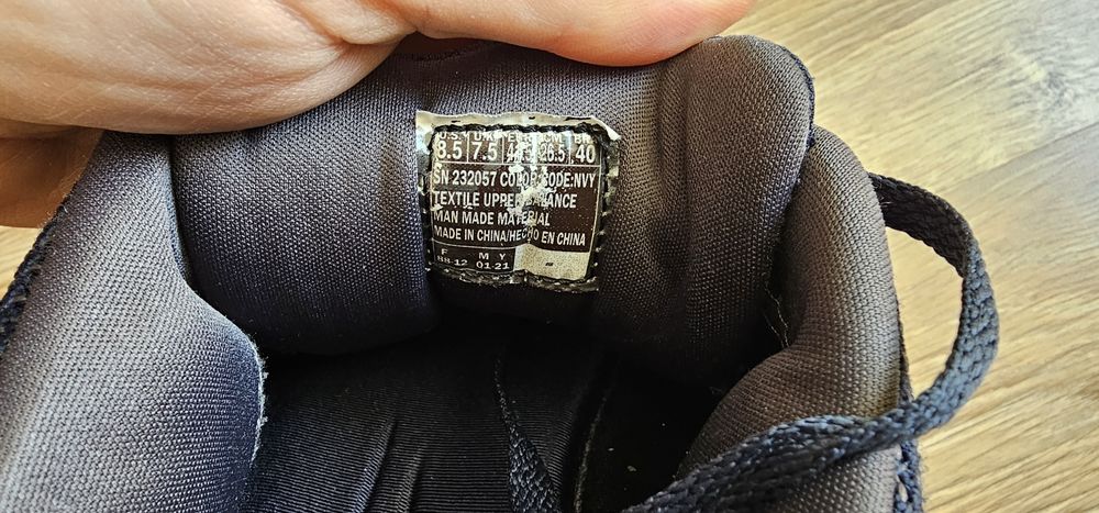 Skechers męskie buty sportowe rozmiar 42 wkładka 26,5cm używane