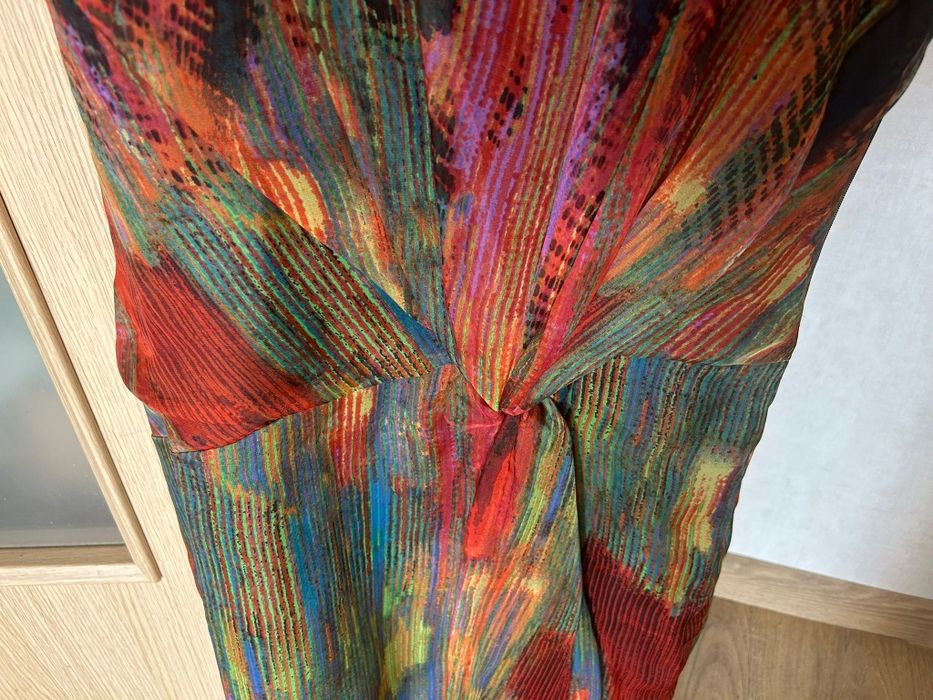 Solar sukienka letnia na podszewce r.34,