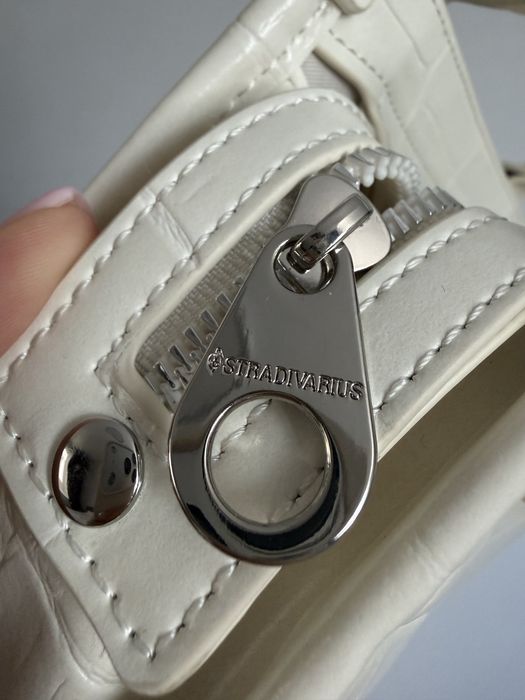 Сумка біла Stradivarius