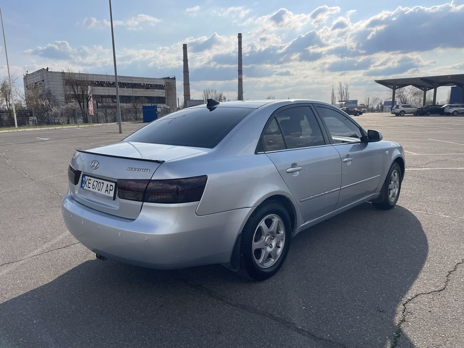 Продам    Sonata 2.4 газ/бен