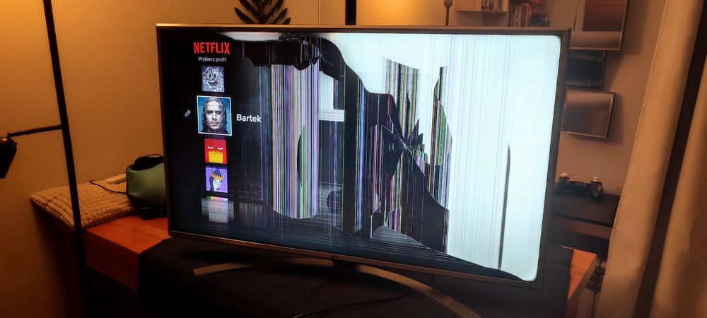 LG 43UM7600PLB z pilotem uszkodzona matryca