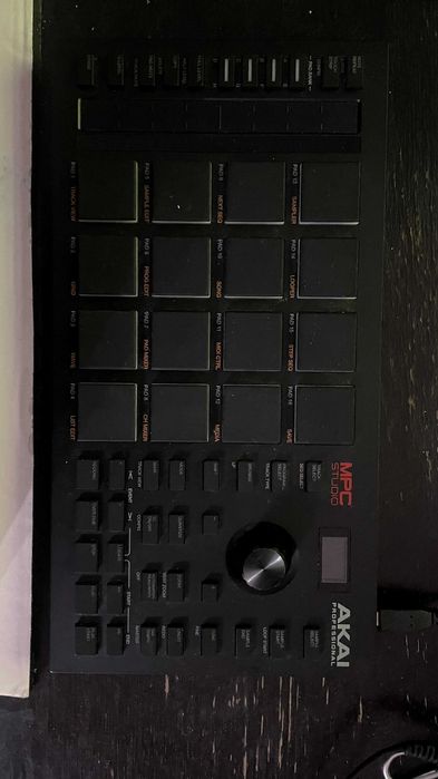 AKAI MPC STUDIO PROFISSIONAL