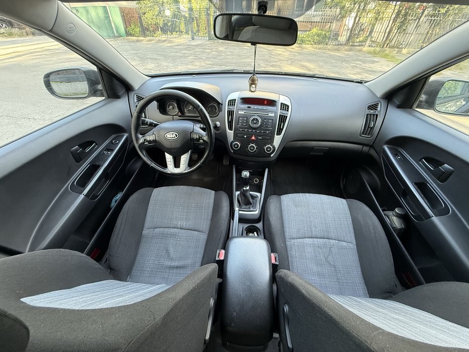 Продам Kia Ceed 1.4