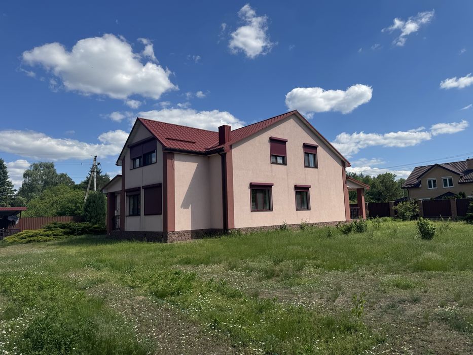 Продається гарний будинок 265м2 з ремонтом, село Дівички, 25 соток. Ексклюзив. Без %.
