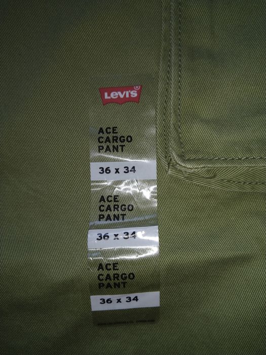 Чоловічі штани карго Levi's