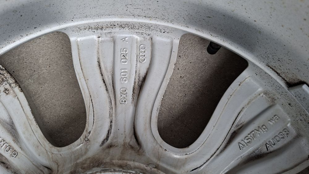 Orginalny felgi aluminiowe  audi A1/A2/A3  16"