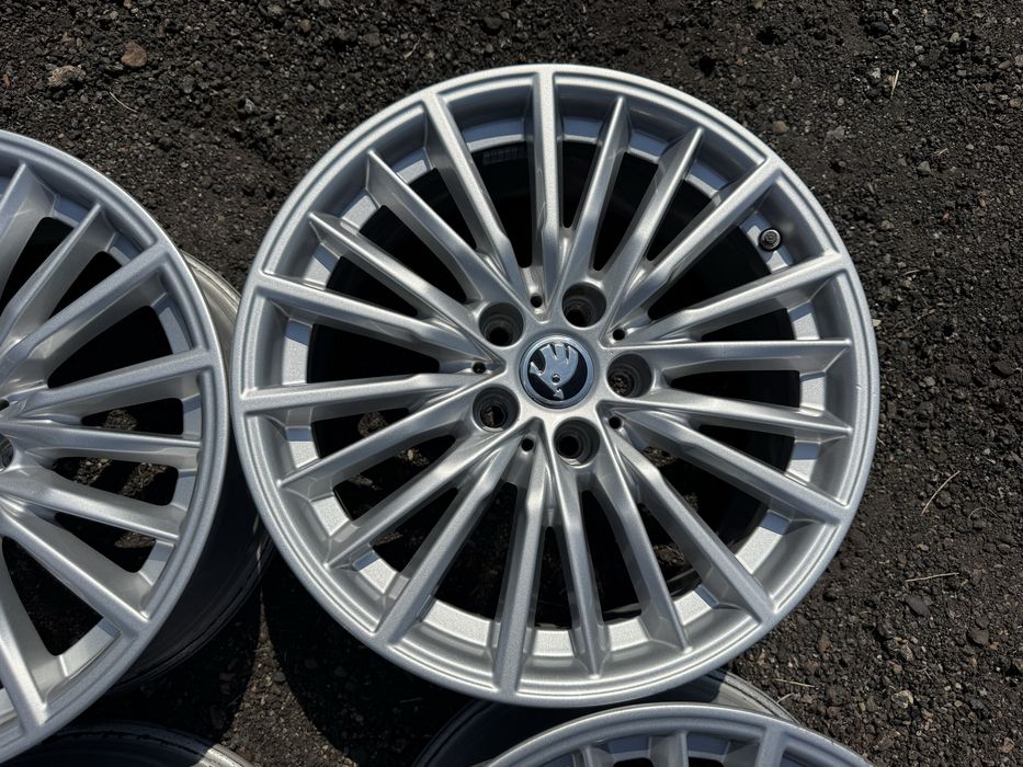 Диски R17 5*112 Skoda Audi Volkswagen Mercedes з датчиками тиску