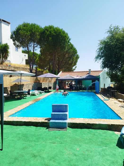 Espaço para evento privado com piscina e churrasqueira  para dias de semana ( Segunda a sexta)apenas 27km de Lisboa.