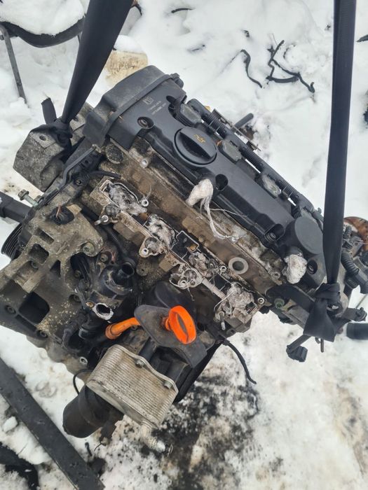 Двигун Мотор Двигатель BLX VW Audi A3 8P Skoda Golf 5 Passat B6 2.0 B