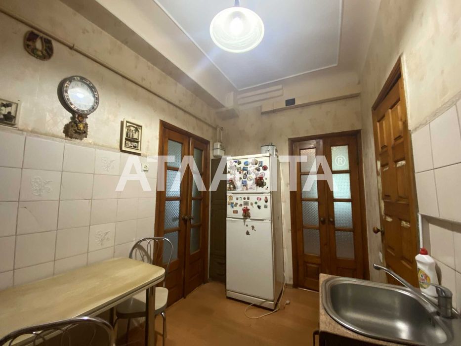 Продам 3-комнатную квартиру в 10 минутах от Центра Гараж Слободка