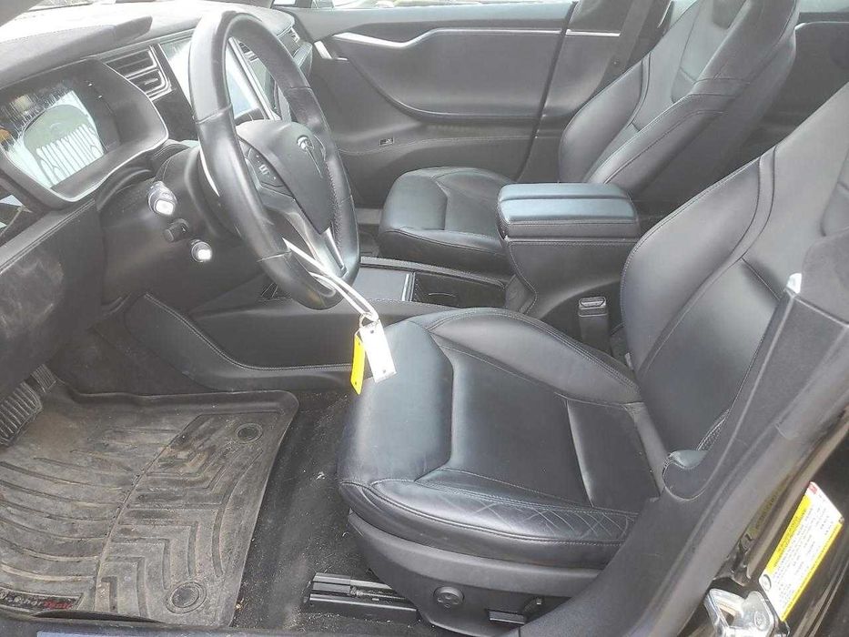 2015 Tesla Model  S 70D