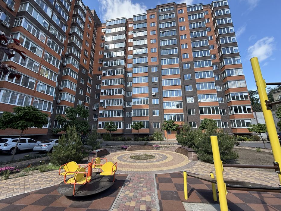 Продаж крупногабаритної 2-ки ЖК Набережний квартал