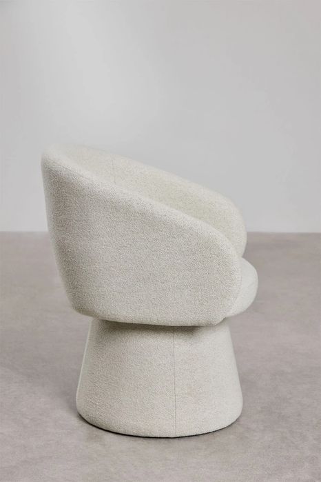 Poltrona giratória estofada Flavian