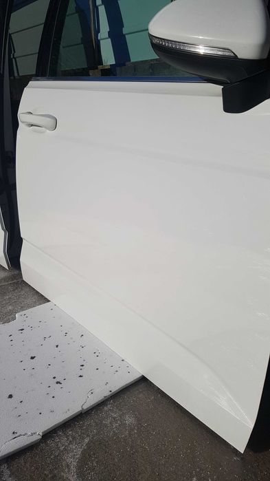 Drzwi Touran III (2015-) 5TA Białe