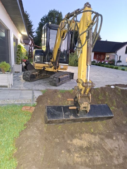 Minikoparka Cat 302.5 Faktura VAT Marża