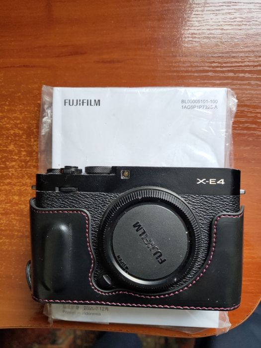 Fujifilm x-e4 body