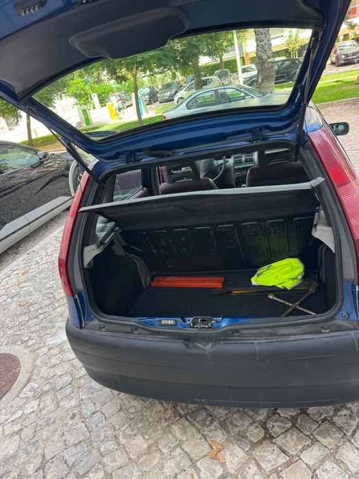 Fiat punto 55 1.1 gasolina 54 cv ( 81741 km ) único dono