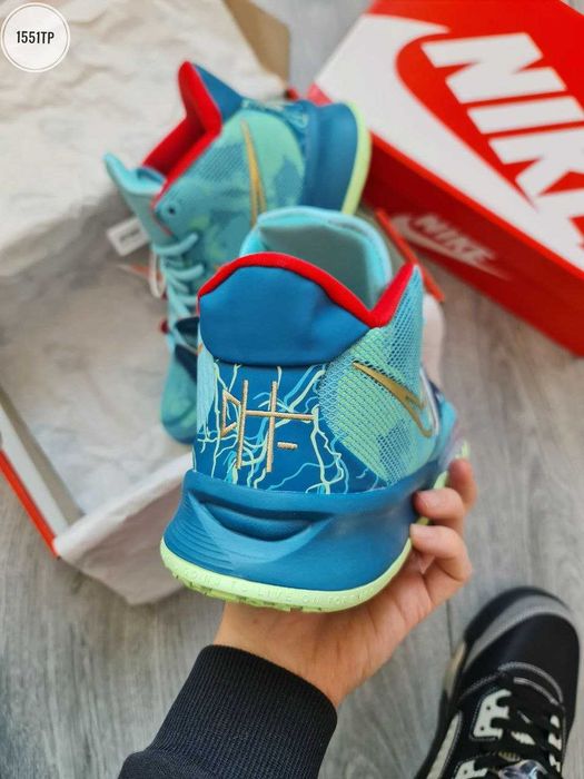 Чоловічі кросівки NIKE KYRIE 7 "Special FX" Розміри 40-45