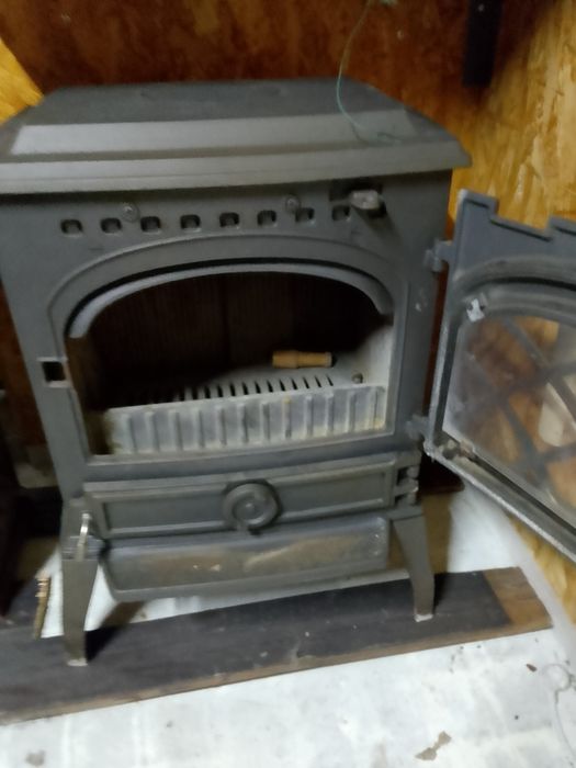 Kominka żeliwny koza piecyk żeliwny