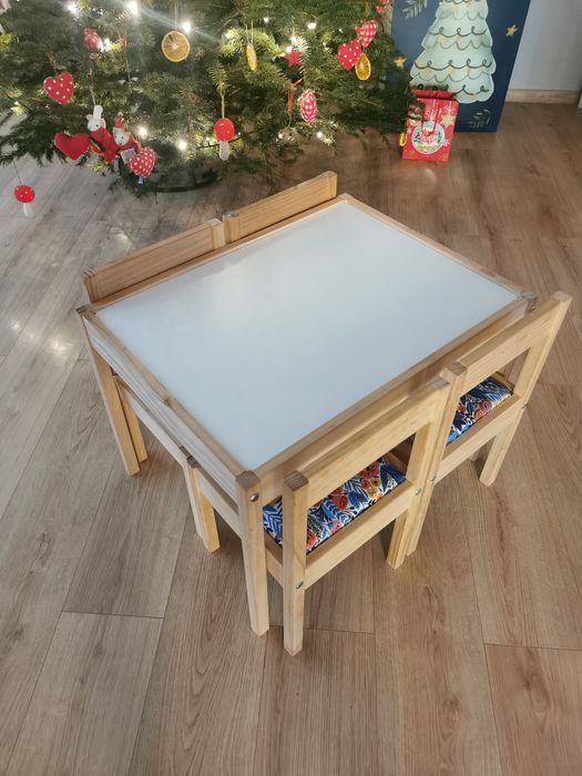 Stolik i krzesła dziecięce ikea latt