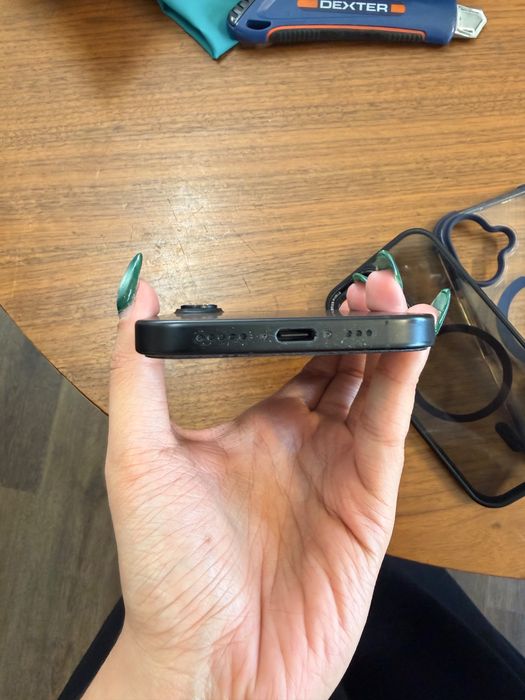 iPhone 16 128 gb preto