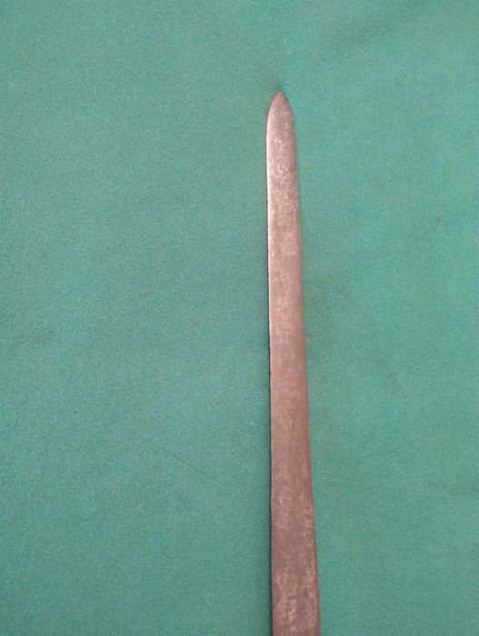 Espada de  “Taza” ou “Copo” em português,  de cavalaria, possivelmente ibérica, primeira metade do século XVII.