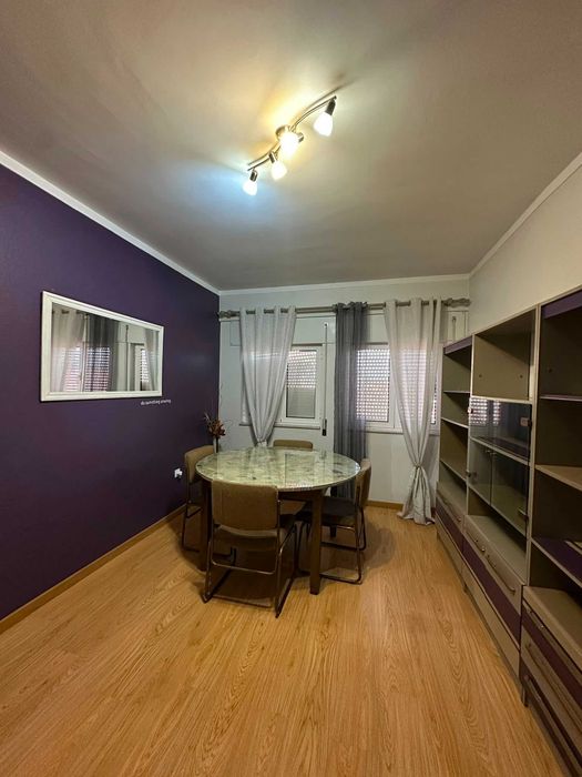 VENDE-SE- Apartamento T2- Rua da Cadeia- Lamego