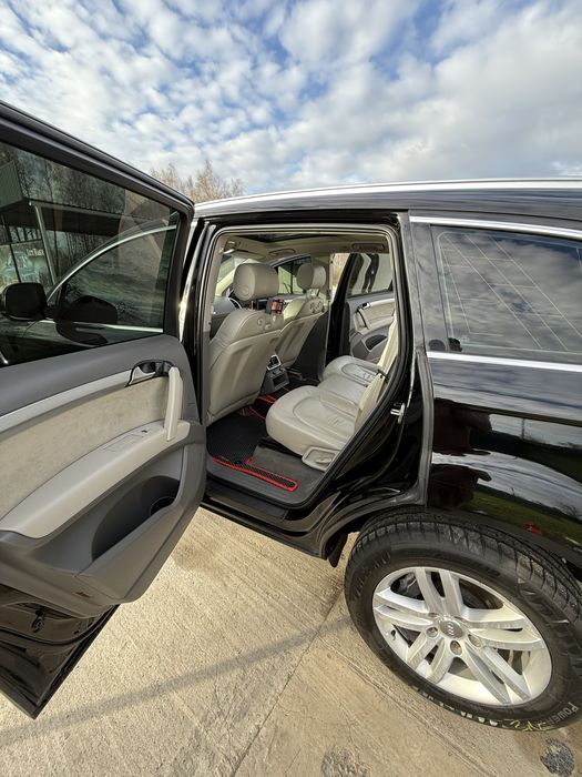Продам AUDI Q7 4l