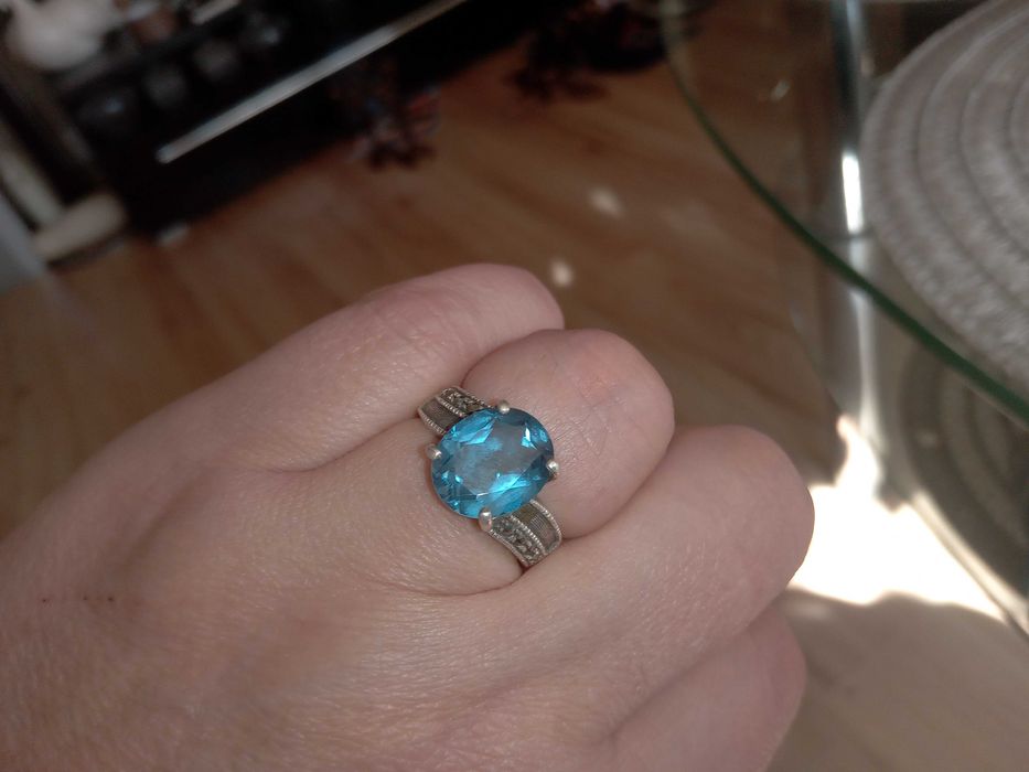 Stary srebrny pierścionek z oczkiem i markazyty H 925 - PRL 6,00g